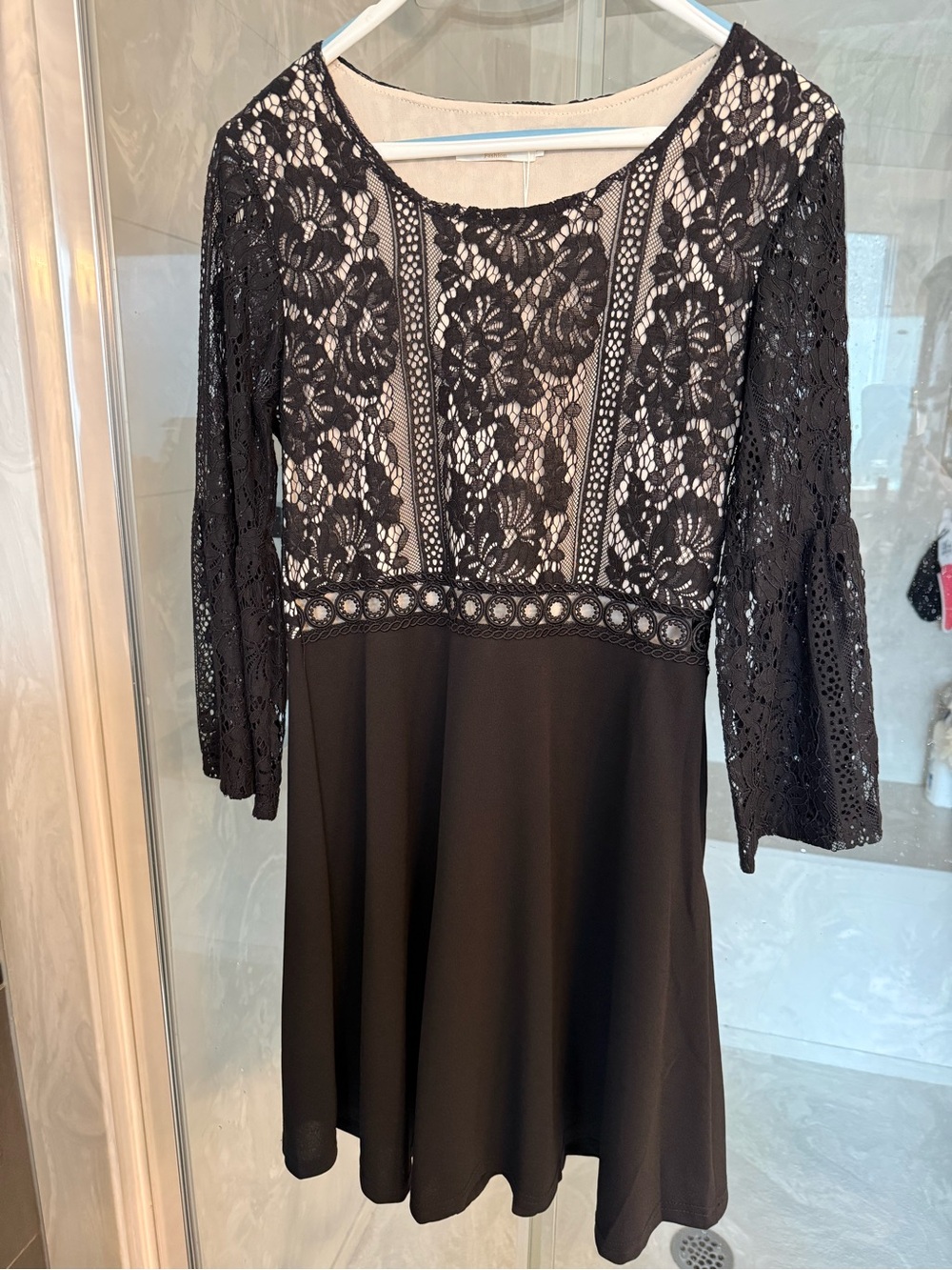 Black Lace-Detail Women's Dress - Elegant Evening Wear
